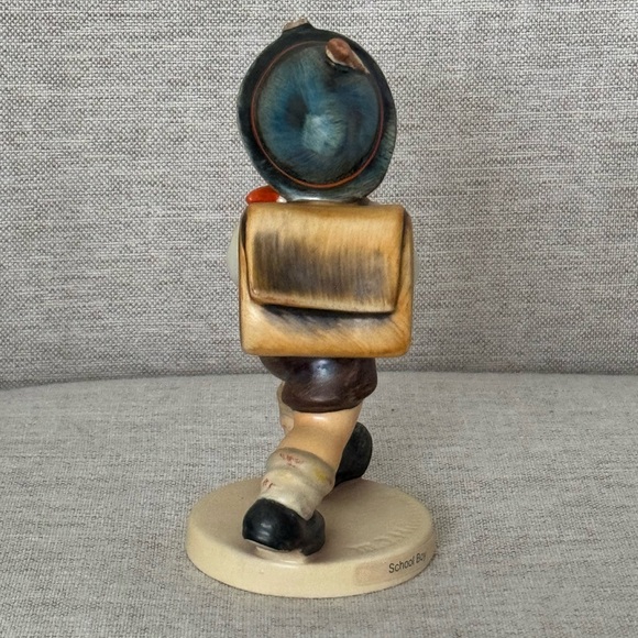 School Boy - Goebel M. I. Hummel Figurine #82 2/0 TMK6 - Picture 10 of 13